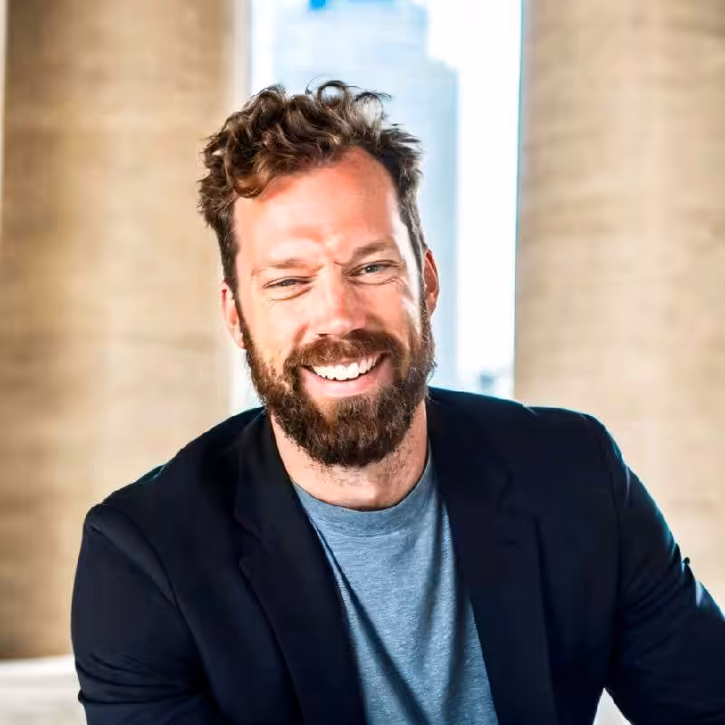 Chiron McGonigle — courtier immobilier, Endurance, Montreal